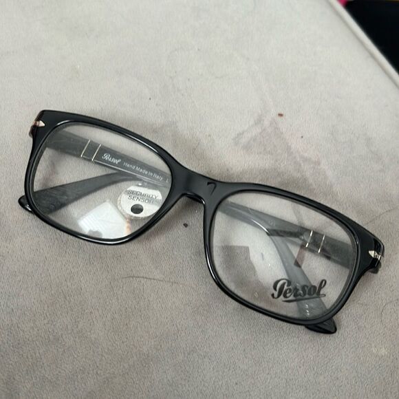 Persol Frames - BRAND NEW - Never Worn - Never Filled - Black Rimmed Glasses - Picture 1 of 3